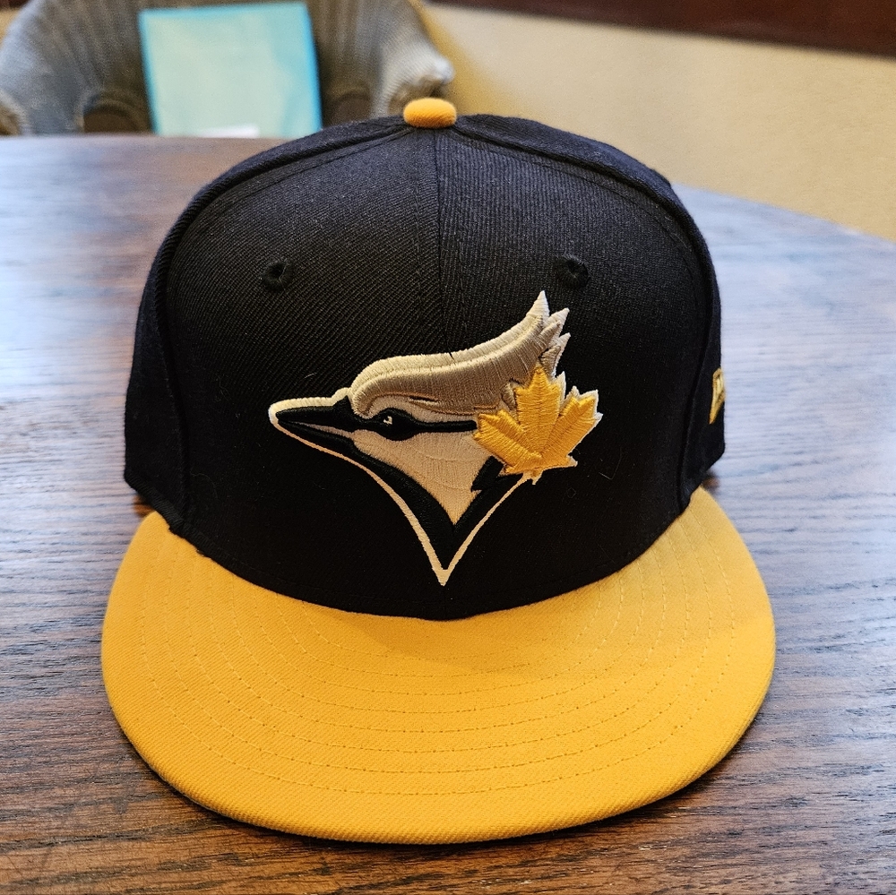 NWOT New Era Toronto Blue Jays 7 3/8